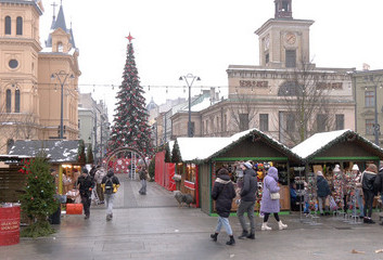 CHOINKA I JARMARK NA PLACU