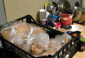 MR&Oacute;Z NIE WYBACZA - NIE BĄDŹMY OBOJĘTNI