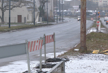 INWESTYCJE W ZAWIESZENIU