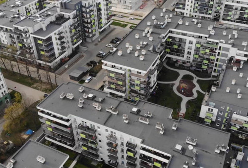 Nowe osiedla mieszkaniowe wzdłuż ulic Traktorowej i Rąbieńskiej