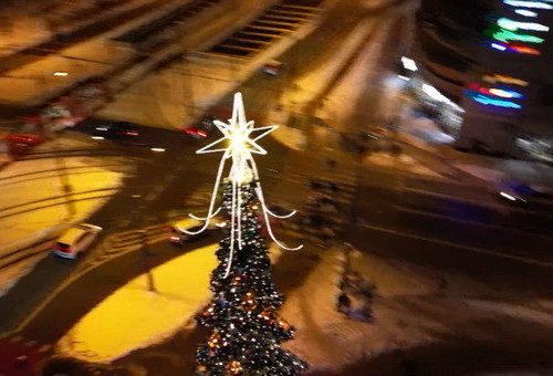 Świąteczna iluminacja na ulicy Piotrkowskiej w Łodzi