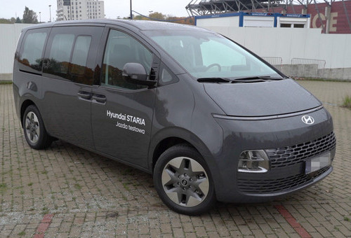Hyundai Staria