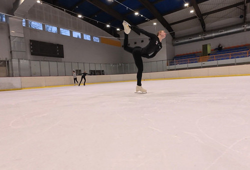 Trenuj w łódzkim - dotacje dla  zawodnikówtrenujących łyżwiarstwo figurowe_odc_46_b