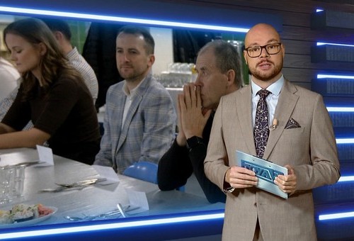 Odsłonięcie tablicy Marka Dziuby, świąteczne spotkanie u piłkarek UKS SMS